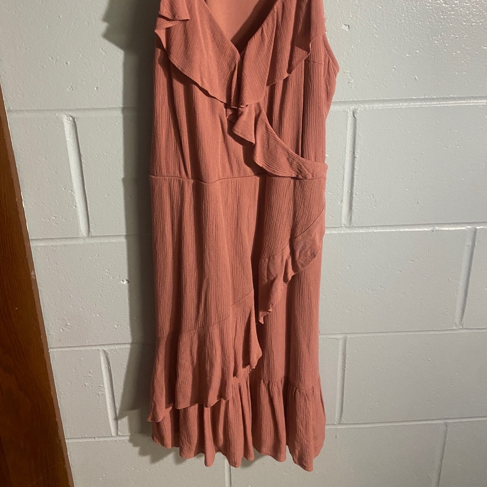 worn twice! Mauve Pink Dress - Picture 2 of 4